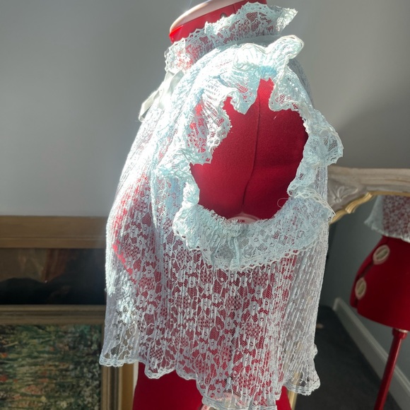 Vintage Sheer Lace Bed Jacket - Picture 2 of 3